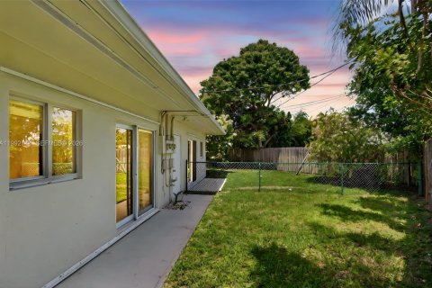 Immobilier commercial à vendre à Lighthouse Point, Floride: 253.53 m2 № 2062999 - photo 26