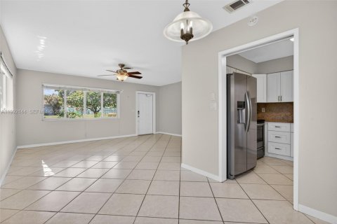 Immobilier commercial à vendre à Lighthouse Point, Floride: 253.53 m2 № 2062999 - photo 8