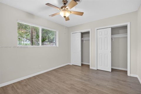 Immobilier commercial à vendre à Lighthouse Point, Floride: 253.53 m2 № 2062999 - photo 21