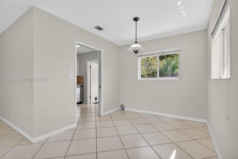 Immobilier commercial à vendre à Lighthouse Point, Floride: 253.53 m2 № 2062999 - photo 7