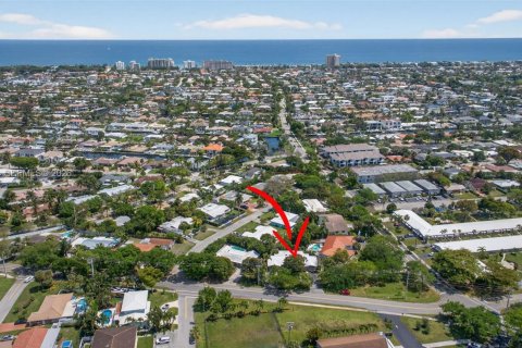 Immobilier commercial à vendre à Lighthouse Point, Floride: 253.53 m2 № 2062999 - photo 3