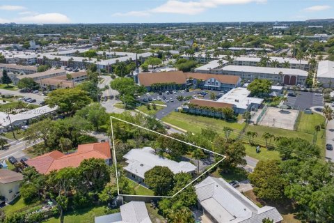 Immobilier commercial à vendre à Lighthouse Point, Floride: 253.53 m2 № 2062999 - photo 4