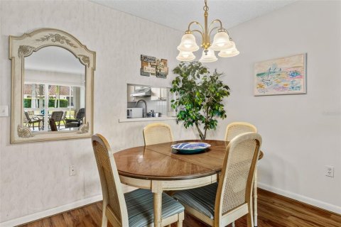 Condo in Largo, Florida, 1 bedroom  № 2377943 - photo 9