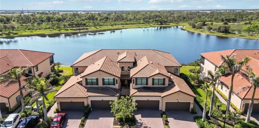 Condominio en Venice, Florida, 3 dormitorios  № 1597160