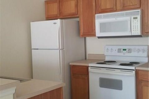 Touwnhouse à louer à Kissimmee, Floride: 3 chambres, 120.4 m2 № 2408604 - photo 4