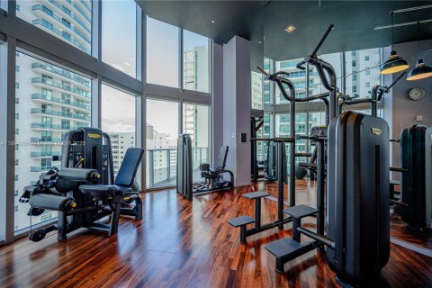 Condominio en alquiler en Miami, Florida, 1 dormitorio, 60.67 m2 № 1946091 - foto 25