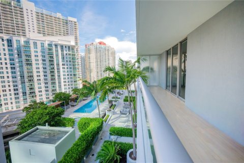 Condominio en alquiler en Miami, Florida, 1 dormitorio, 60.67 m2 № 1946091 - foto 23