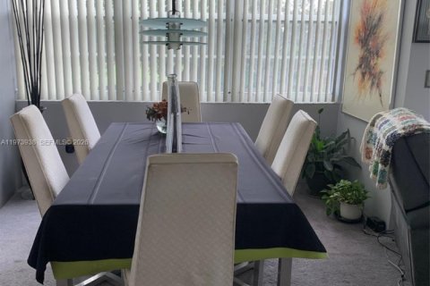 Copropriété à vendre à Pembroke Pines, Floride: 2 chambres № 2033599 - photo 11