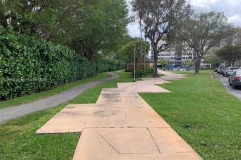 Copropriété à vendre à Pembroke Pines, Floride: 2 chambres № 2033599 - photo 5