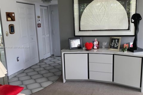 Copropriété à vendre à Pembroke Pines, Floride: 2 chambres № 2033599 - photo 10