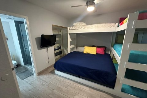 Снять в аренду кондоминиум в Нью-Смирна-Бич, Флорида 1 комната, 106.84м2, № 1751351 - фото 10