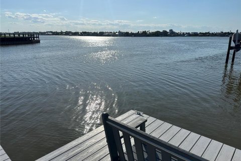 Снять в аренду кондоминиум в Нью-Смирна-Бич, Флорида 1 комната, 106.84м2, № 1751351 - фото 16