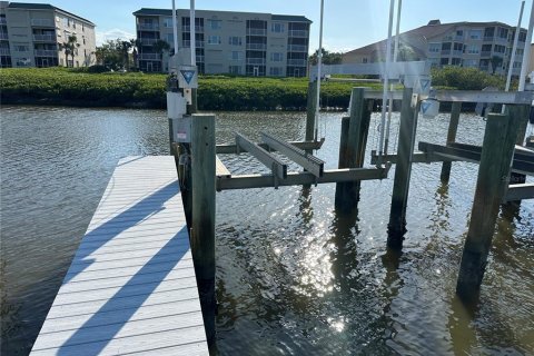 Снять в аренду кондоминиум в Нью-Смирна-Бич, Флорида 1 комната, 106.84м2, № 1751351 - фото 13