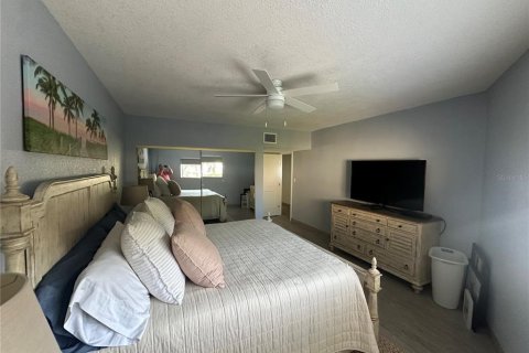 Снять в аренду кондоминиум в Нью-Смирна-Бич, Флорида 1 комната, 106.84м2, № 1751351 - фото 7