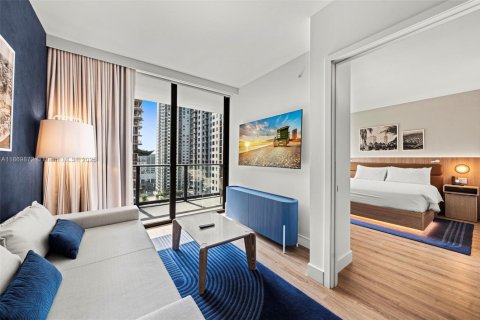 Condo in Miami, Florida, 2 bedrooms  № 2018423