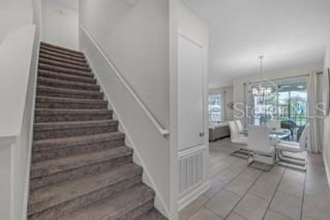 Adosado en venta en Kissimmee, Florida, 4 dormitorios, 177.81 m2 № 1884189 - foto 11