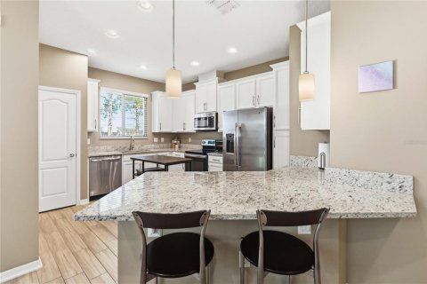Townhouse in Orlando, Florida 3 bedrooms, 160.44 sq.m. № 2200447 - photo 6