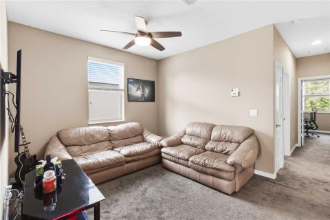 Townhouse in Orlando, Florida 3 bedrooms, 160.44 sq.m. № 2200447 - photo 18