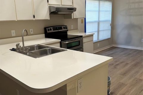 Casa en alquiler en Tampa, Florida, 3 dormitorios, 148.18 m2 № 1884400 - foto 9