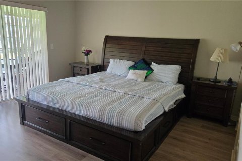 Casa en alquiler en Tampa, Florida, 3 dormitorios, 148.18 m2 № 1884400 - foto 5