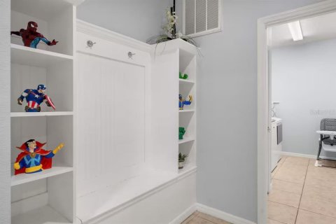 Villa ou maison à vendre à Kissimmee, Floride: 9 chambres, 407.93 m2 № 2351593 - photo 16