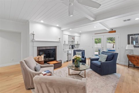 Casa en venta en Tampa, Florida, 5 dormitorios, 283.35 m2 № 2223344 - foto 21