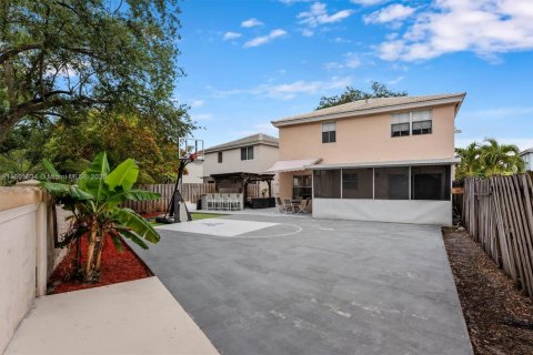 House in Margate, Florida 3 bedrooms, 139.35 sq.m. № 1689437 - photo 14