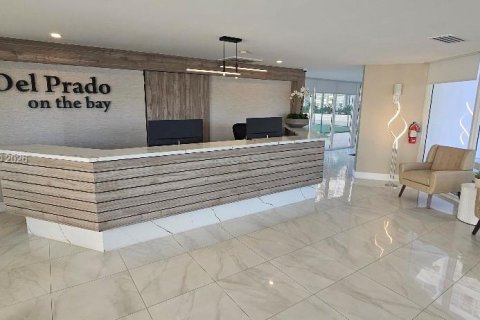 Copropriété à louer à Aventura, Floride: 2 chambres, 116.22 m2 № 2435410 - photo 11