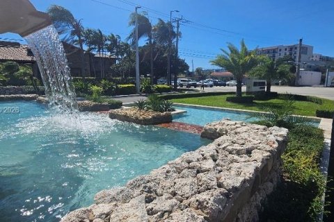 Copropriété à louer à Aventura, Floride: 2 chambres, 116.22 m2 № 2435410 - photo 16