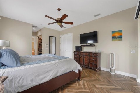Villa ou maison à vendre à New Smyrna Beach, Floride: 4 chambres, 372.17 m2 № 2408139 - photo 19
