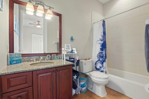 Villa ou maison à vendre à New Smyrna Beach, Floride: 4 chambres, 372.17 m2 № 2408139 - photo 15