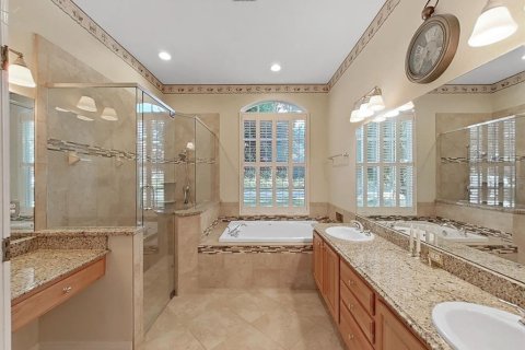 Villa ou maison à vendre à Tampa, Floride: 4 chambres, 238.67 m2 № 2419779 - photo 25