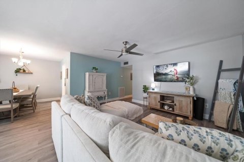 Condominio en venta en Belleair, Florida, 2 dormitorios, 99.87 m2 № 1681612 - foto 3