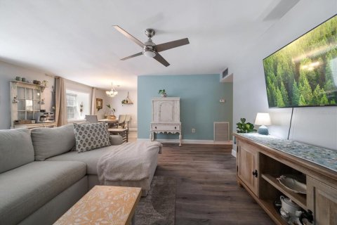 Condominio en venta en Belleair, Florida, 2 dormitorios, 99.87 m2 № 1681612 - foto 21