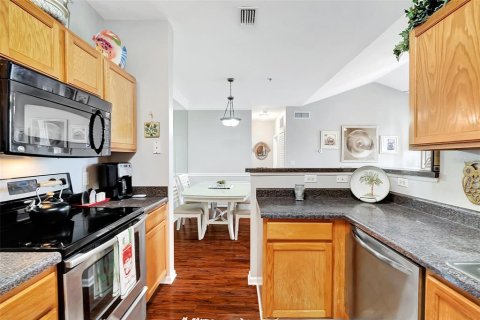 Condominio en alquiler en Bradenton, Florida, 2 dormitorios, 105.17 m2 № 1904514 - foto 4