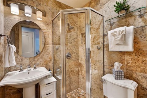 Copropriété à vendre à Sarasota, Floride: 2 chambres, 100.61 m2 № 2302461 - photo 26