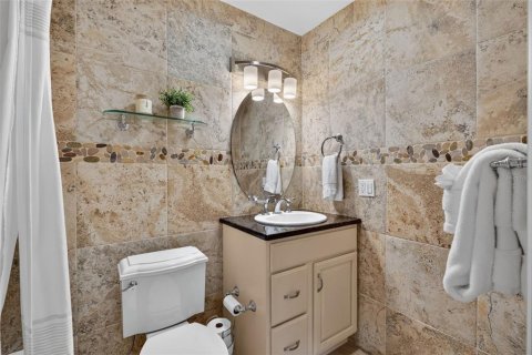 Copropriété à vendre à Sarasota, Floride: 2 chambres, 100.61 m2 № 2302461 - photo 20
