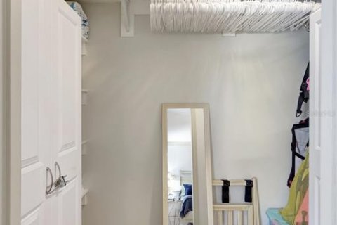 Copropriété à vendre à Sarasota, Floride: 2 chambres, 100.61 m2 № 2302461 - photo 22