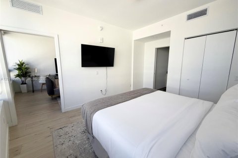 Купить кондоминиум в Майами, Флорида 2 спальни, 64.66м2, № 2145707 - фото 25