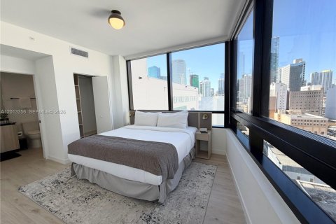 Купить кондоминиум в Майами, Флорида 2 спальни, 64.66м2, № 2145707 - фото 23