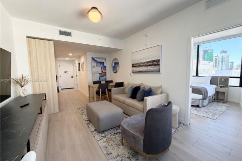Купить кондоминиум в Майами, Флорида 2 спальни, 64.66м2, № 2145707 - фото 22