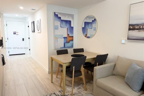 Купить кондоминиум в Майами, Флорида 2 спальни, 64.66м2, № 2145707 - фото 21