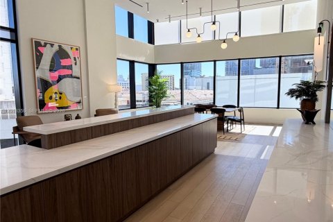 Купить кондоминиум в Майами, Флорида 2 спальни, 64.66м2, № 2145707 - фото 29