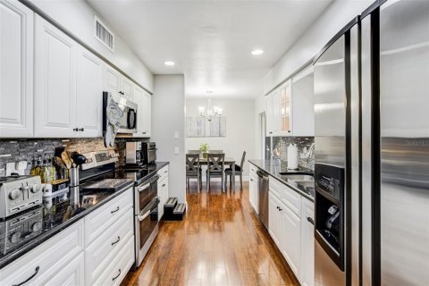 Villa ou maison à vendre à Clearwater, Floride: 3 chambres, 150.13 m2 № 2221393 - photo 8