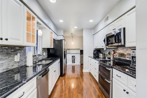Villa ou maison à vendre à Clearwater, Floride: 3 chambres, 150.13 m2 № 2221393 - photo 6
