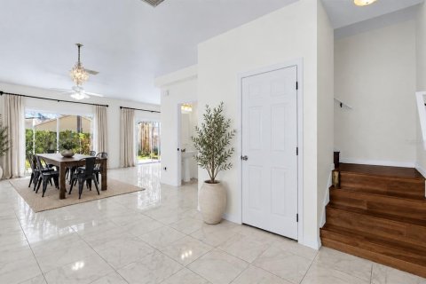Villa ou maison à louer à Oxford, Floride: 4 chambres, 179.21 m2 № 2388136 - photo 7
