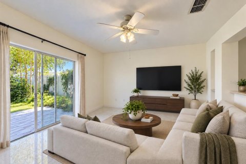 Villa ou maison à louer à Oxford, Floride: 4 chambres, 179.21 m2 № 2388136 - photo 2