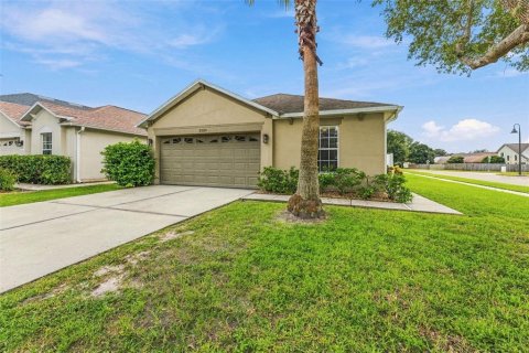 House in Land O' Lakes, Florida 3 bedrooms, 123 sq.m. № 2393626 - photo 4