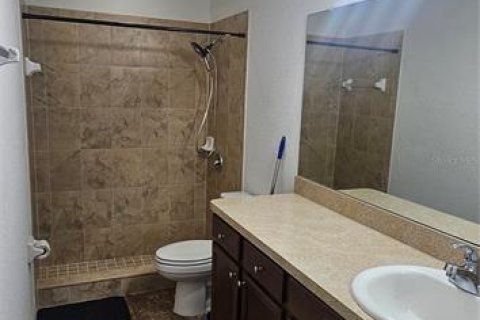 House in Winter Haven, Florida 3 bedrooms, 139.35 sq.m. № 2222103 - photo 18