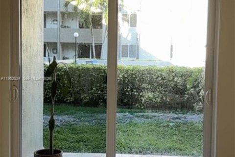 Снять в аренду кондоминиум в Хайалиа Гарденс, Флорида 2 спальни, 89.19м2, № 2008103 - фото 18